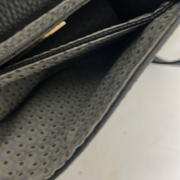 Moda Luxe’s - Emory Crossbody Black - Picture 12 of 16